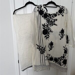 Elegant Black and White Embroidered Dress with Dupatta